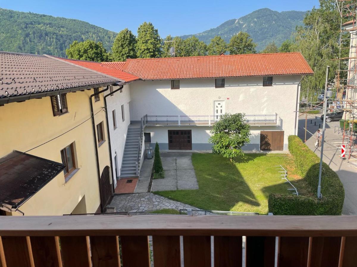 Old Square House - Hisa Na Starem Trgu Apartment Tolmin Luaran gambar